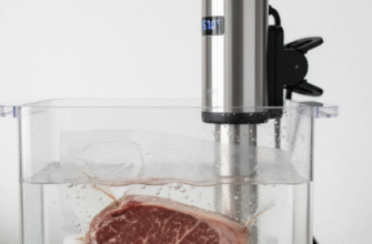 Sous Vide Precision Cooking in Temperature Controlled Water